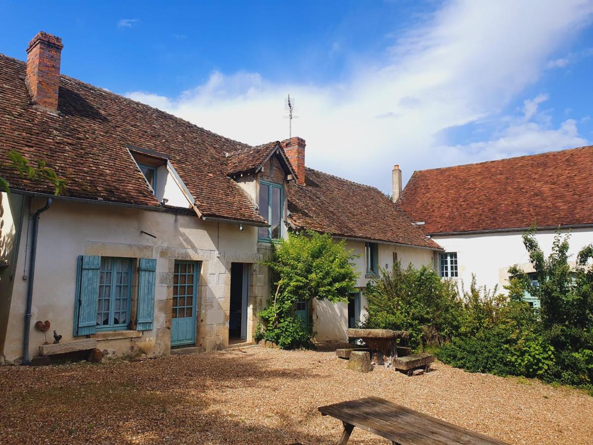 Ferme Equestre & Chambres D'Hotes Gateau Stables Proche Guedelon Saint-Amand-en-Puisaye Buitenkant foto